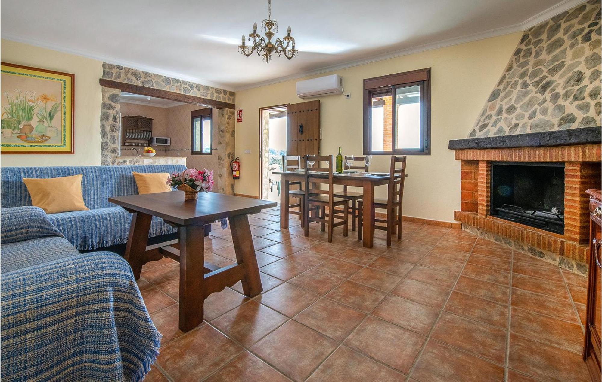 Gorgeous Home In Algodonales With Kitchen 외부 사진