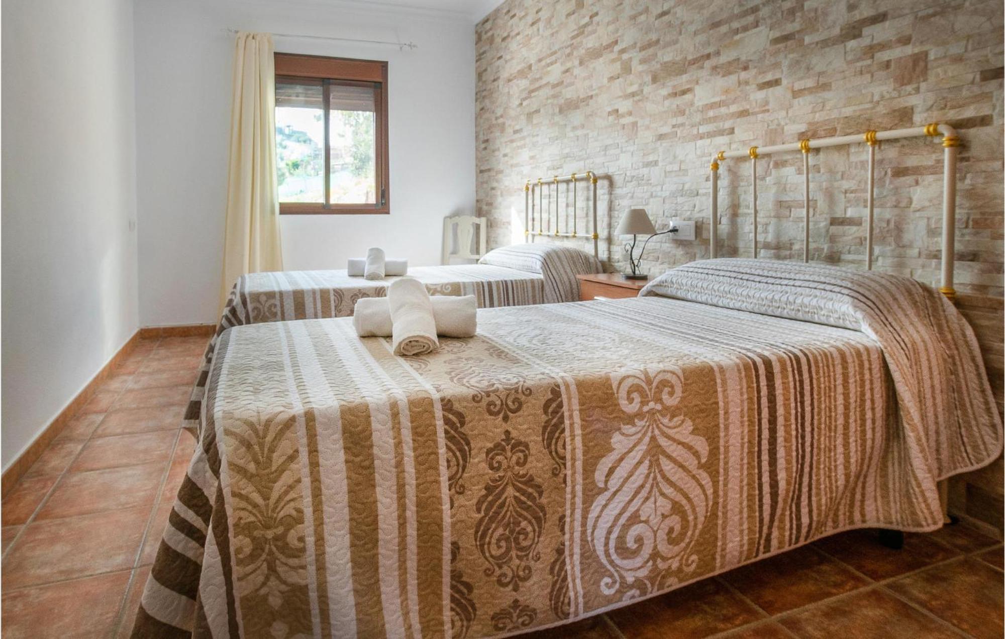 Gorgeous Home In Algodonales With Kitchen 외부 사진