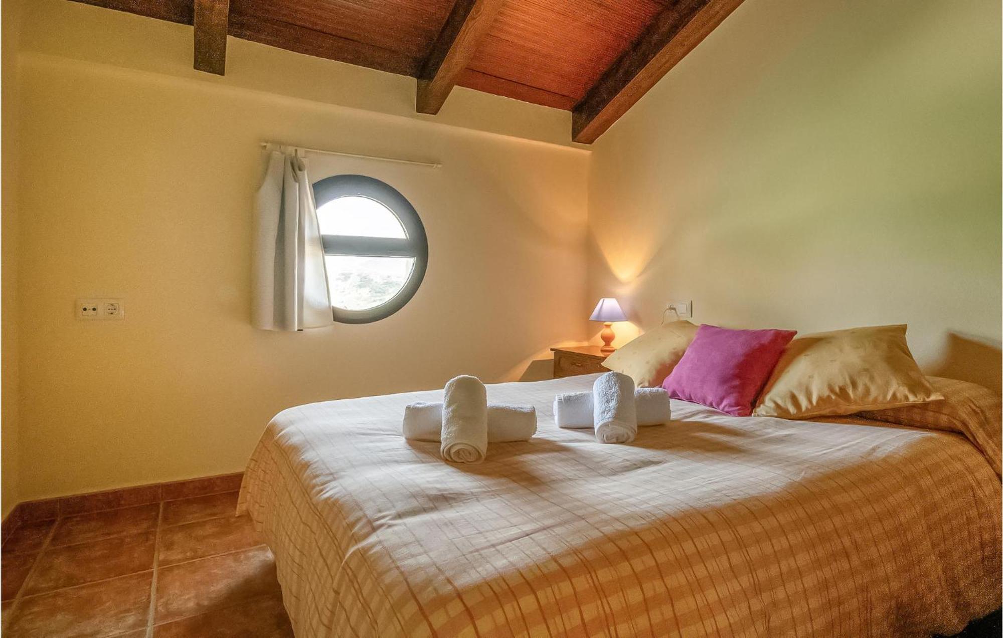 Gorgeous Home In Algodonales With Kitchen 외부 사진