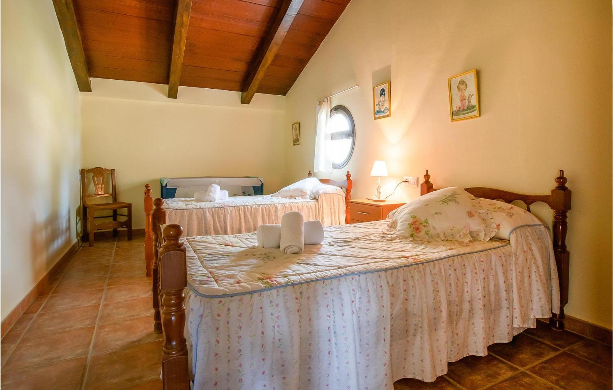 Gorgeous Home In Algodonales With Kitchen 외부 사진